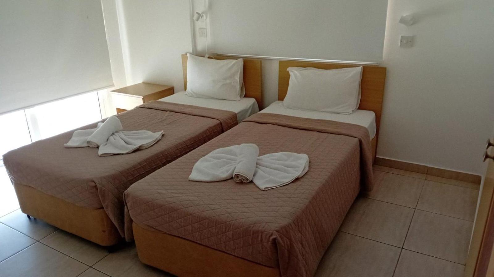 Napa Charles Apts Ayia Napa Ngoại thất bức ảnh